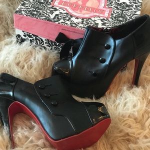 Bordello Heels